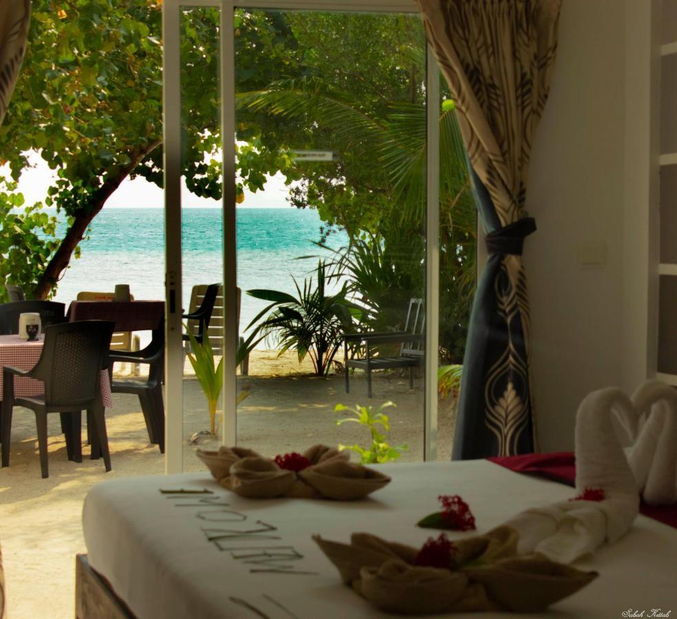 Crown Beach Hotel-Private Bikini Beach Dhiffushi Ngoại thất bức ảnh