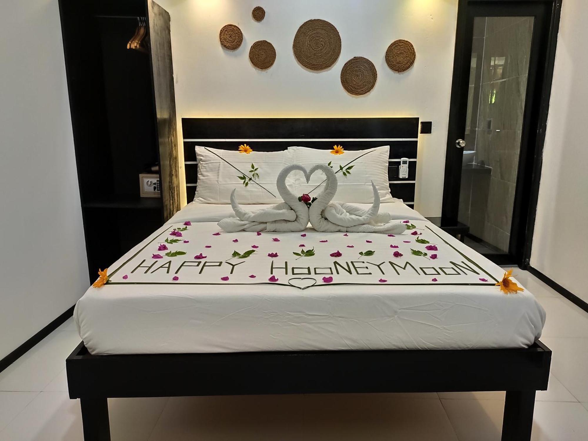 Crown Beach Hotel-Private Bikini Beach Dhiffushi Phòng bức ảnh